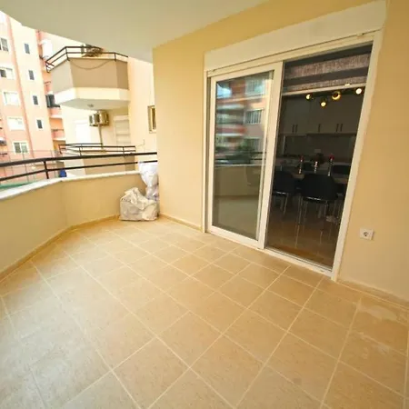 Просторная Квартира С Бассейном Appartement