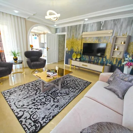 Просторная Квартира С Бассейном Apartment *